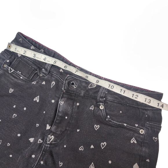 Calvin Klein Jeans Kids Black Shorts Rare HTF Heart Print Youth Size 14 Denim - Picture 11 of 11